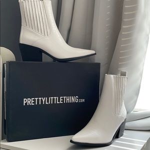 PrettyLittleThing White Chelsea Western Ankle Boot